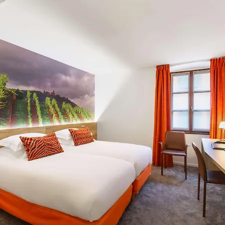Kle, Bw Signature Collection Hotel 4*