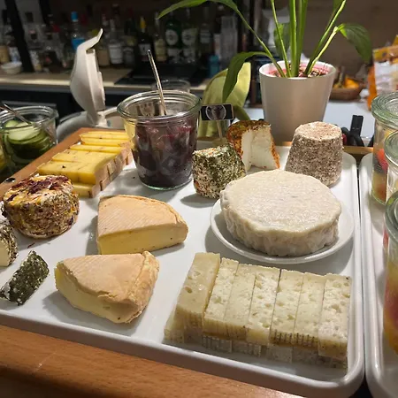 Kle, Bw Signature Collection Hotel