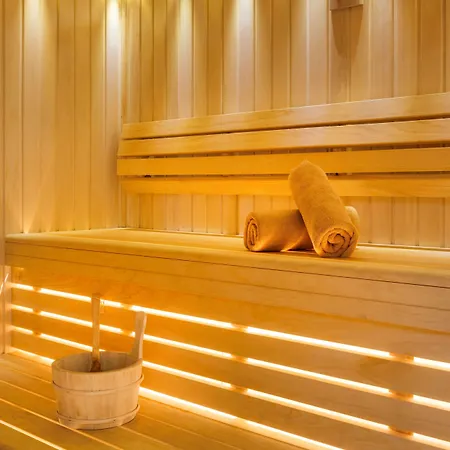 Hotel Kle, Bw Signature Collection 4*