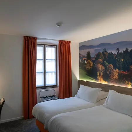 Kle, Bw Signature Collection Hotel 4*